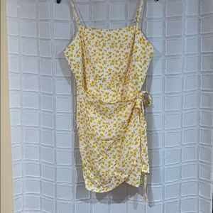 NWT Forever 21 - white floral wrap summer dress